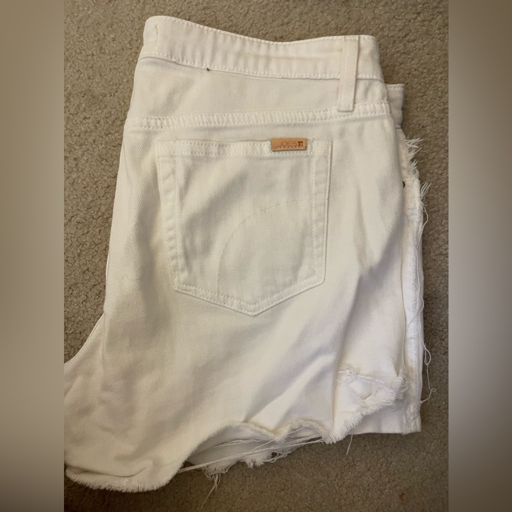 Joes white Jean shorts - Picture 2 of 2